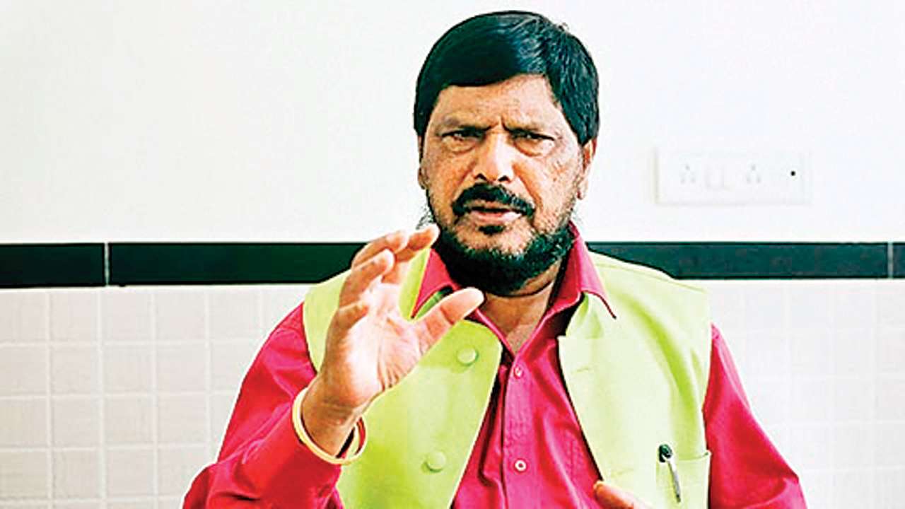 670244-ramdas-athawale1