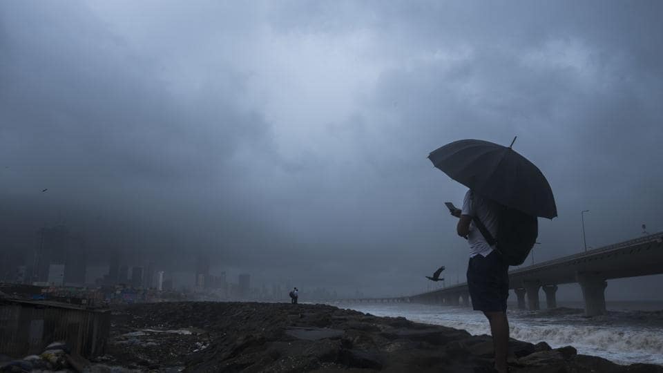 mumbai-monsoon-rain_ba7f10ae-5f6c-11e9-b92f-deef78e36bd1