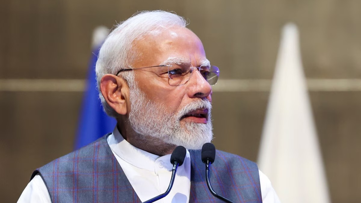  pm modi to watch sabarmati report