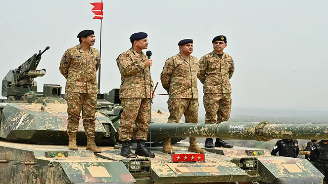 War and rebellion in Pakistan Army; Army Chief Asim Munir under house arrest!