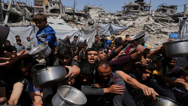 Israeli fire kills 31, injures dozens in Gaza aid operation