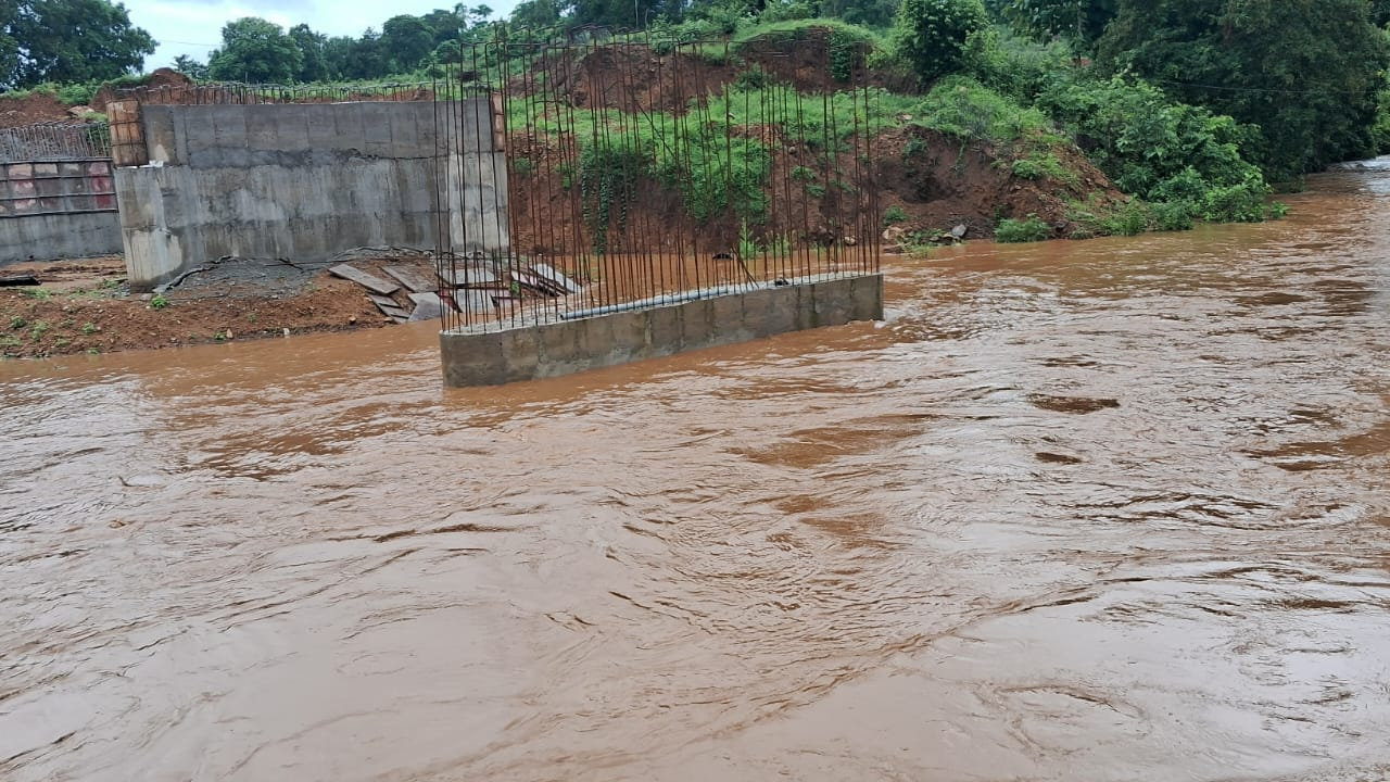 Flood situation in Kalyani River during first rain