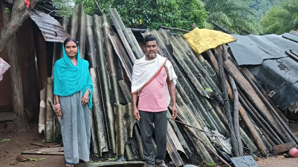 Wall collapses due to heavy rain; family barely survives